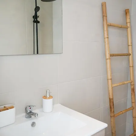 アパート Casa Fuerteremote - New And Modern House With Office & Pool In Corralejo ラ・オリーバ