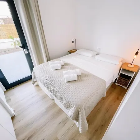 アパート Casa Fuerteremote - New And Modern House With Office & Pool In Corralejo ラ・オリーバ