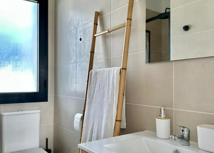 Apartment Casa Fuerteremote - New And Modern House With Office & Pool In Corralejo